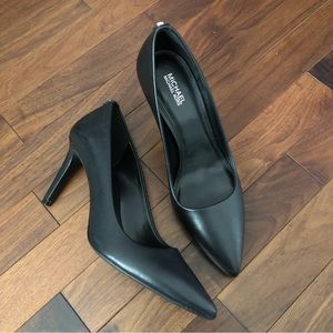 Michael Kors Dorothy Heels